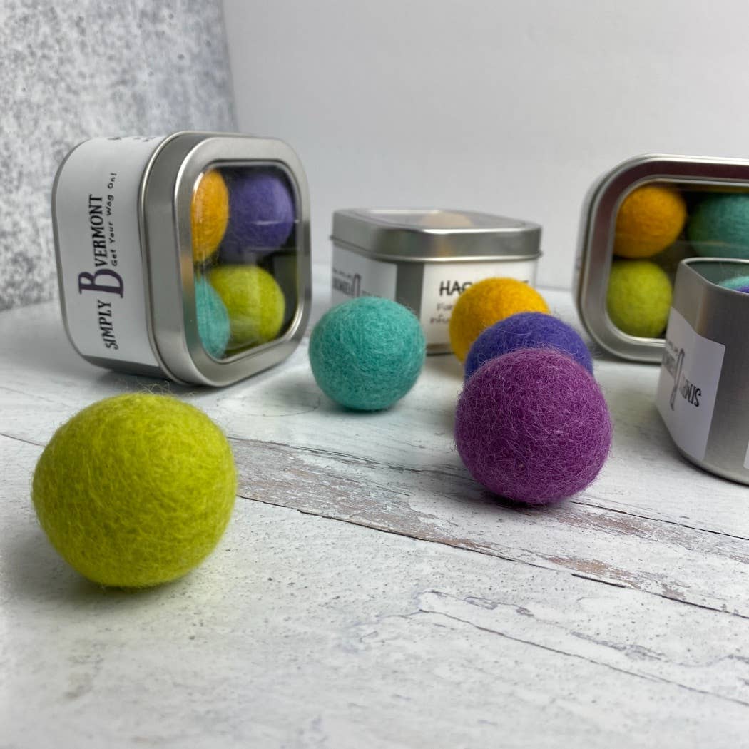 Happy Cat, Catnip Infused Felted Balls Gift Tin